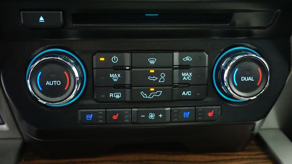 Thumbnail: 2017 Ford F-150 - 30