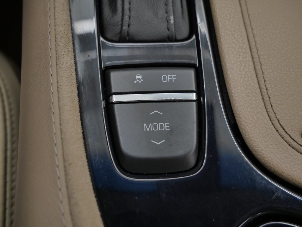 Thumbnail: 2014 Cadillac CTS - 26