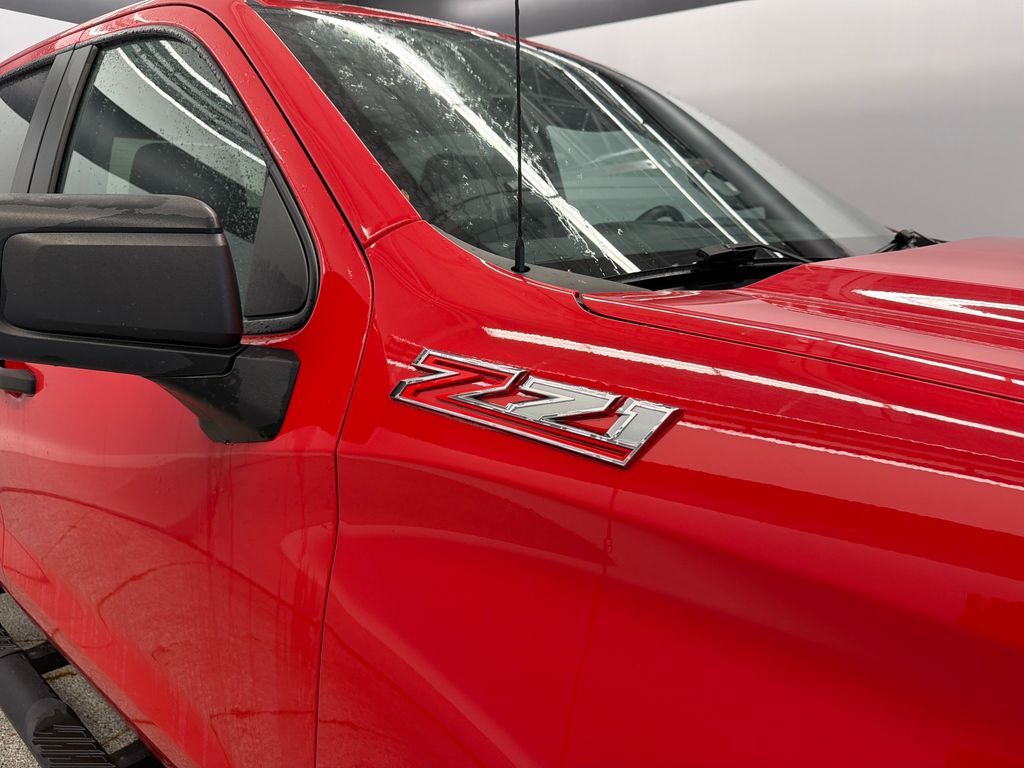 Thumbnail: 2020 Chevrolet Silverado 1500 - 5