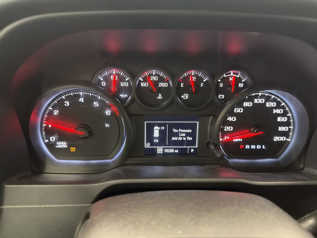 Thumbnail: 2020 Chevrolet Silverado 1500 - 14