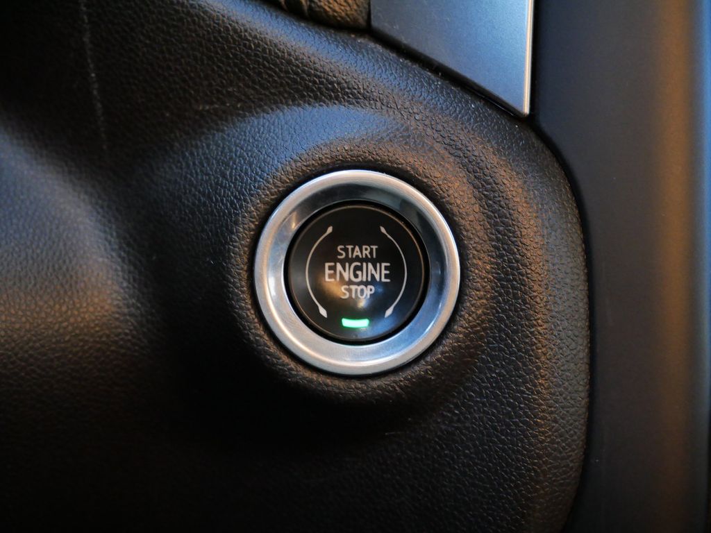 Thumbnail: 2019 Chevrolet Silverado 1500 - 38