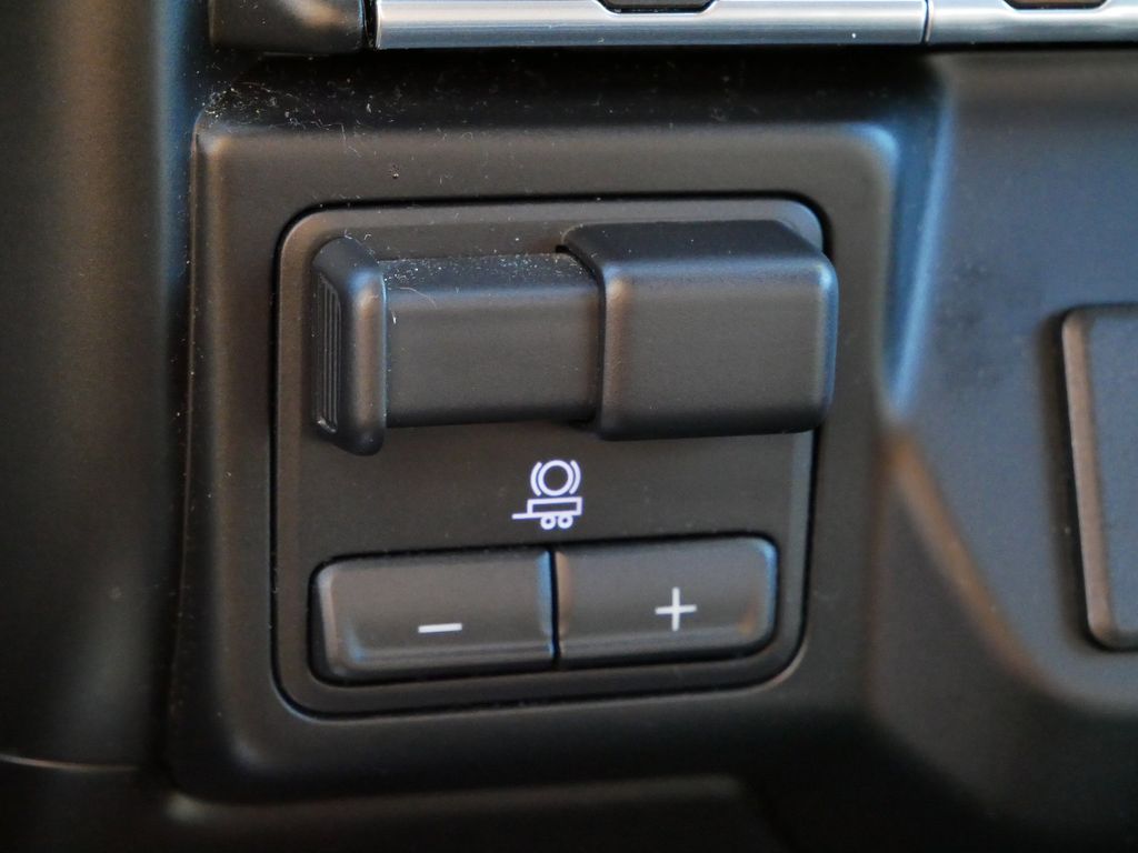 Thumbnail: 2019 Chevrolet Silverado 1500 - 36