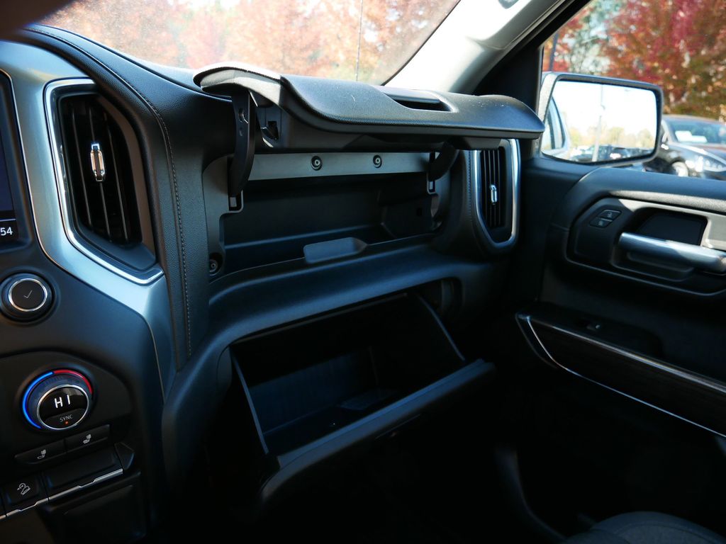 Thumbnail: 2019 Chevrolet Silverado 1500 - 39