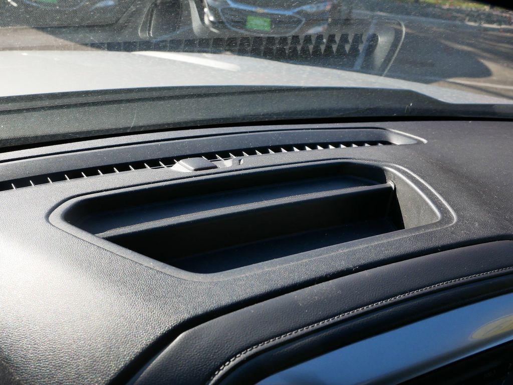 Thumbnail: 2019 Chevrolet Silverado 1500 - 41