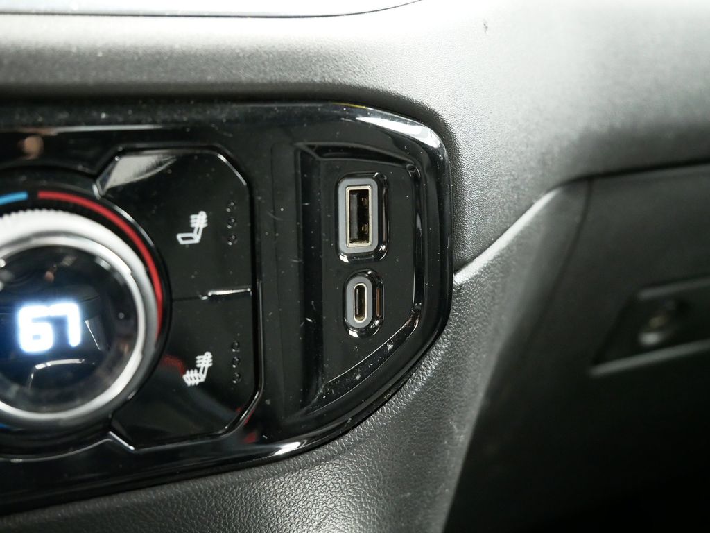 Thumbnail: 2022 Chevrolet Silverado 1500 - 45