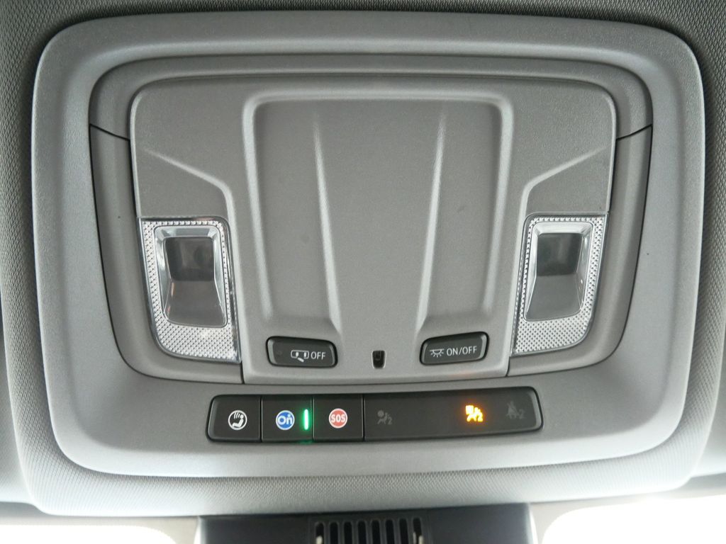 Thumbnail: 2022 Chevrolet Silverado 1500 - 46