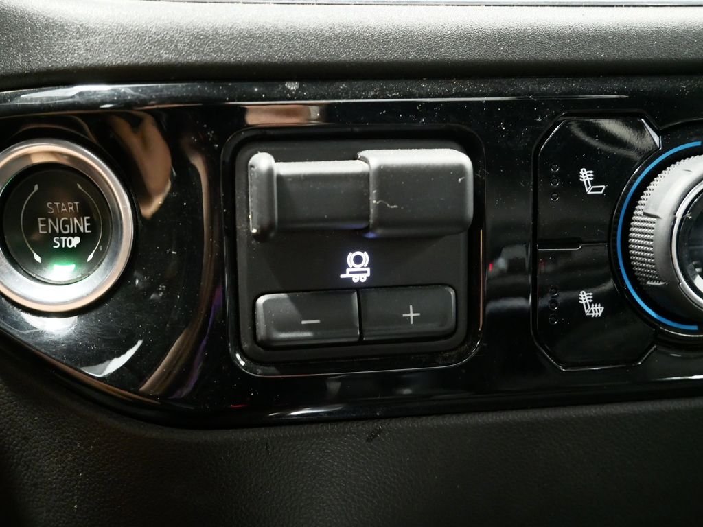 Thumbnail: 2022 Chevrolet Silverado 1500 - 9