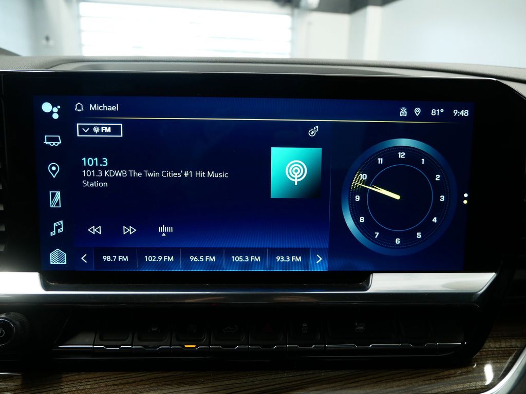 Thumbnail: 2022 Chevrolet Silverado 1500 - 13