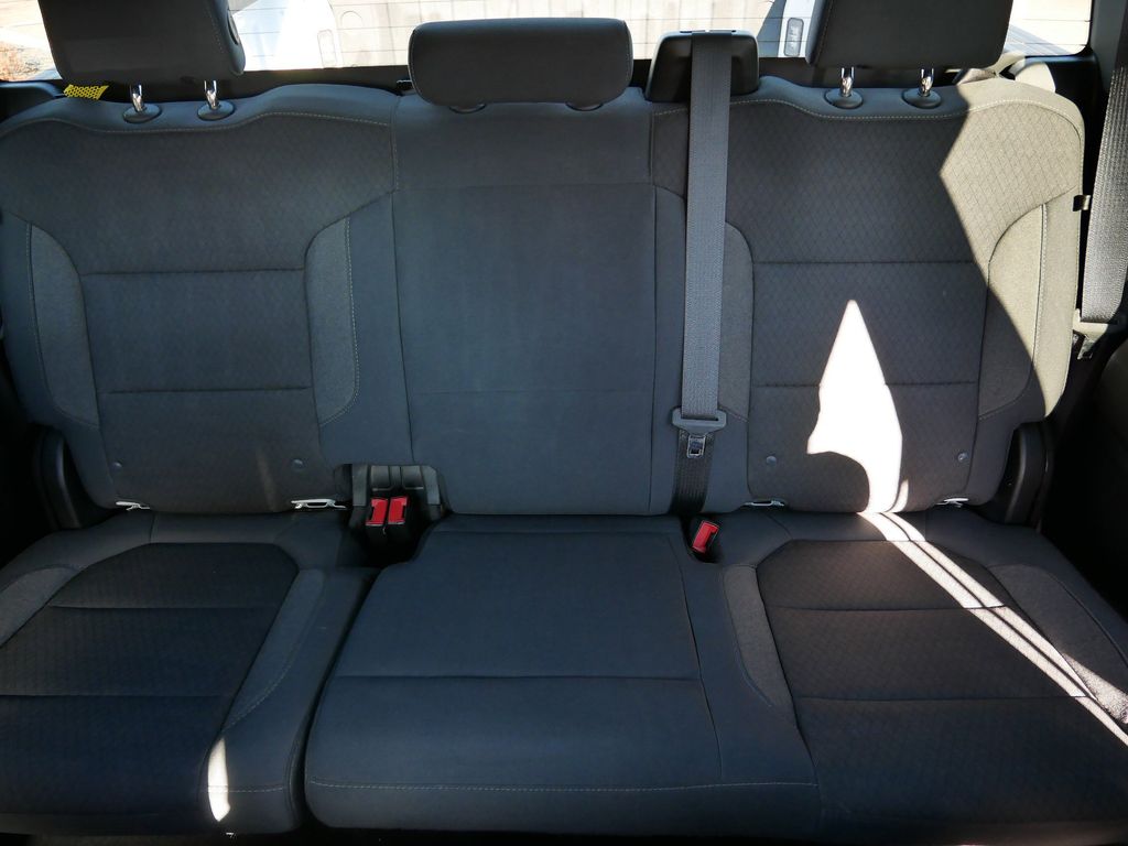 Thumbnail: 2019 Chevrolet Silverado 1500 - 24