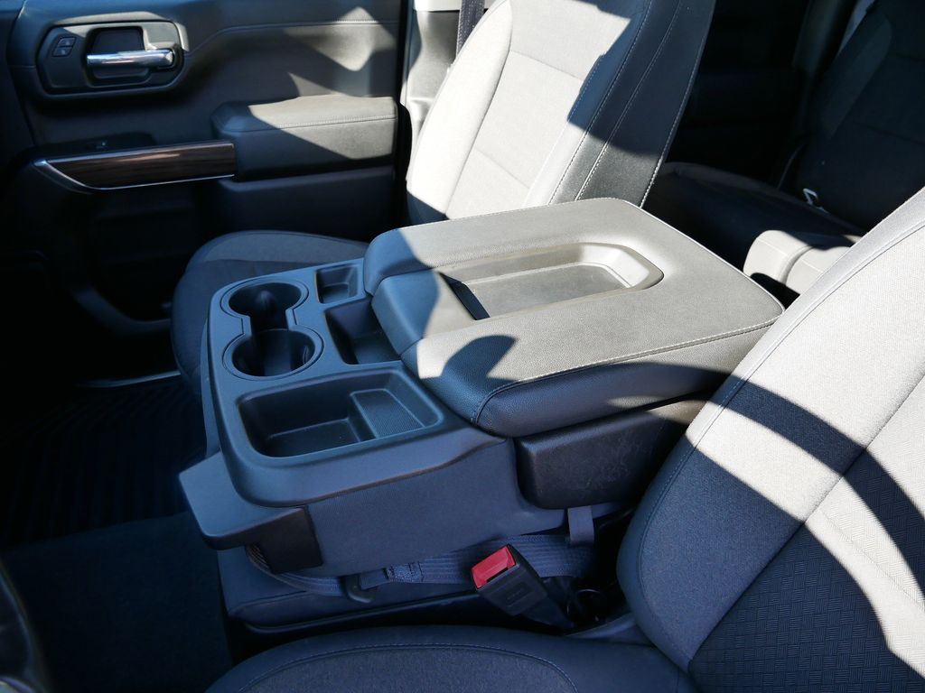 Thumbnail: 2019 Chevrolet Silverado 1500 - 15