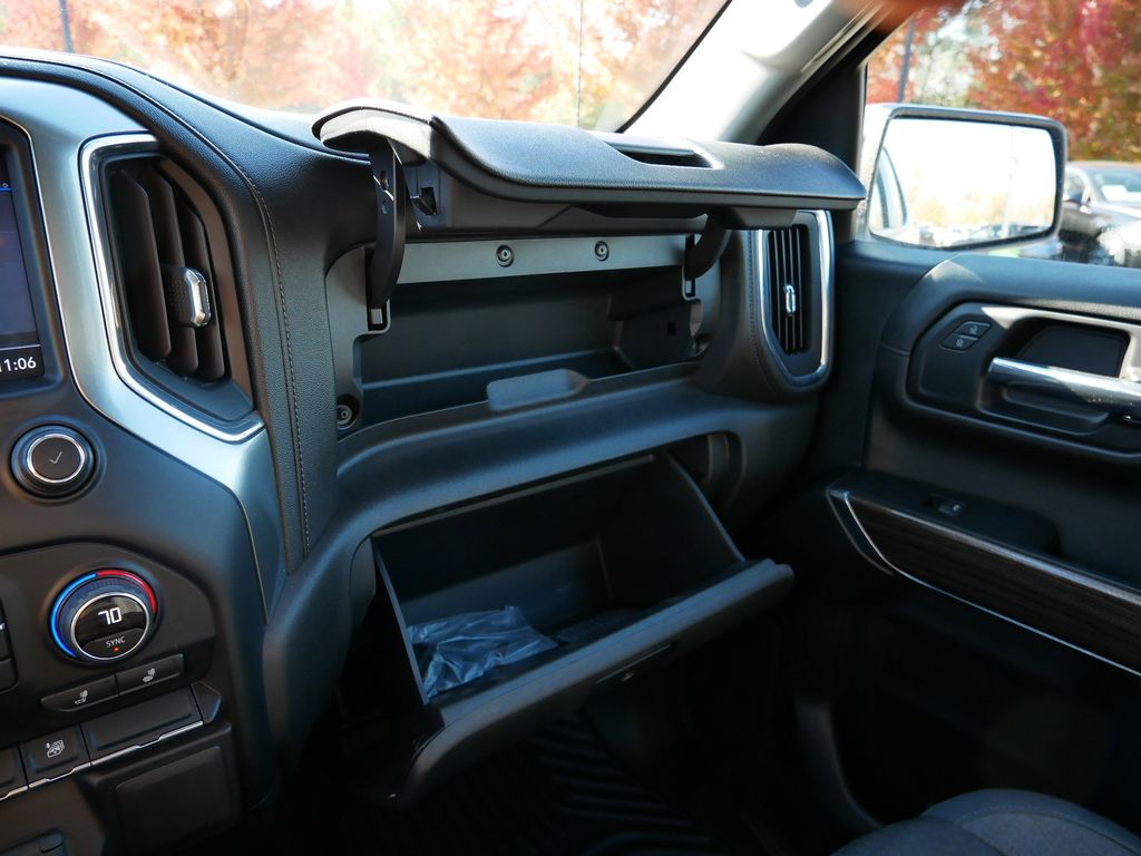 Thumbnail: 2019 Chevrolet Silverado 1500 - 40