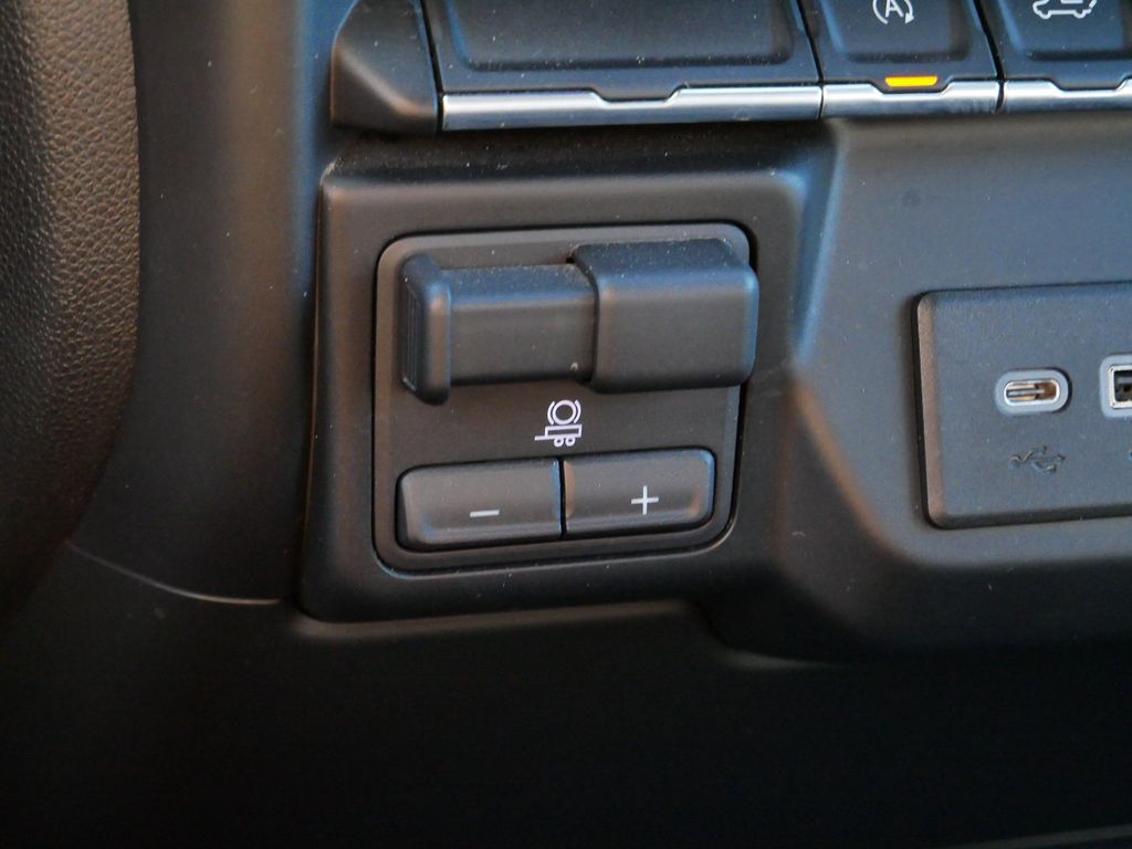 Thumbnail: 2019 Chevrolet Silverado 1500 - 37