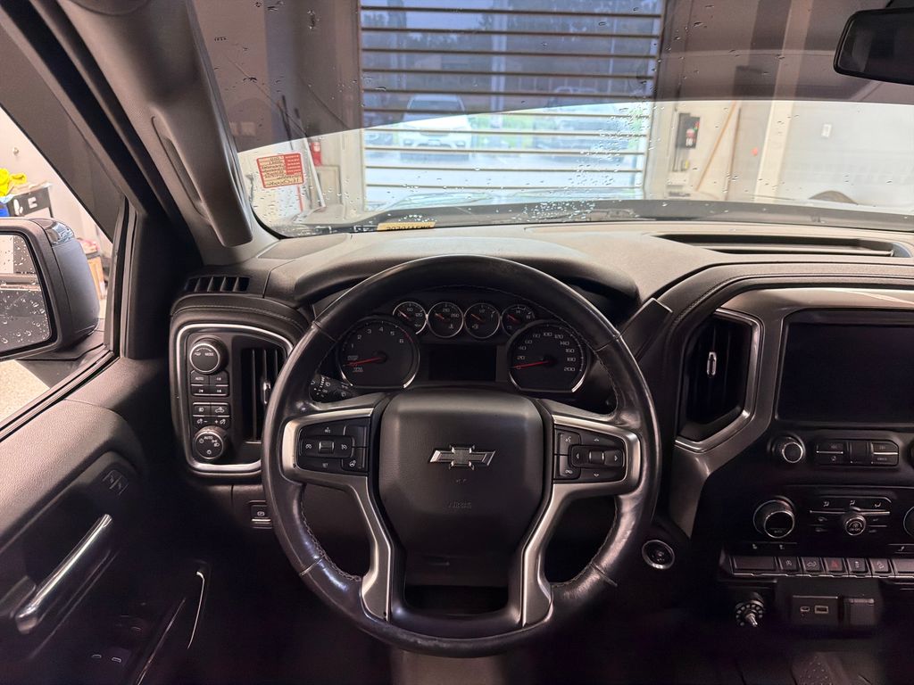 Thumbnail: 2021 Chevrolet Silverado 1500 - 7