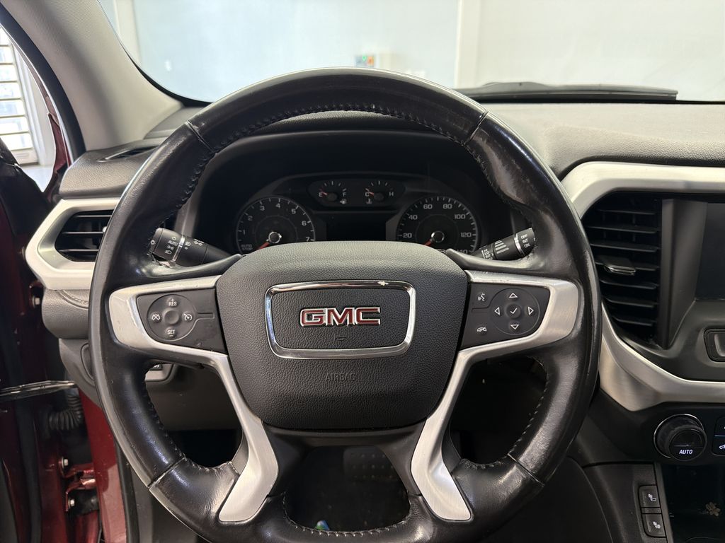 Thumbnail: 2018 GMC Acadia - 9