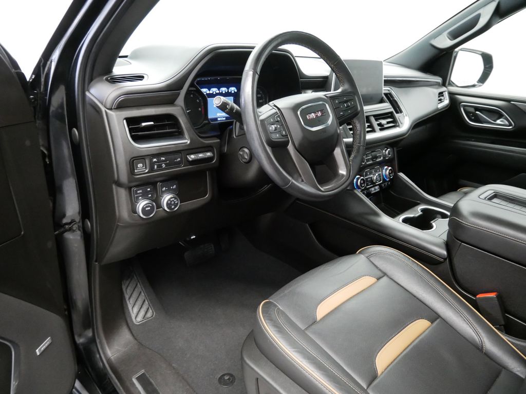 2021 GMC Yukon AT4 2