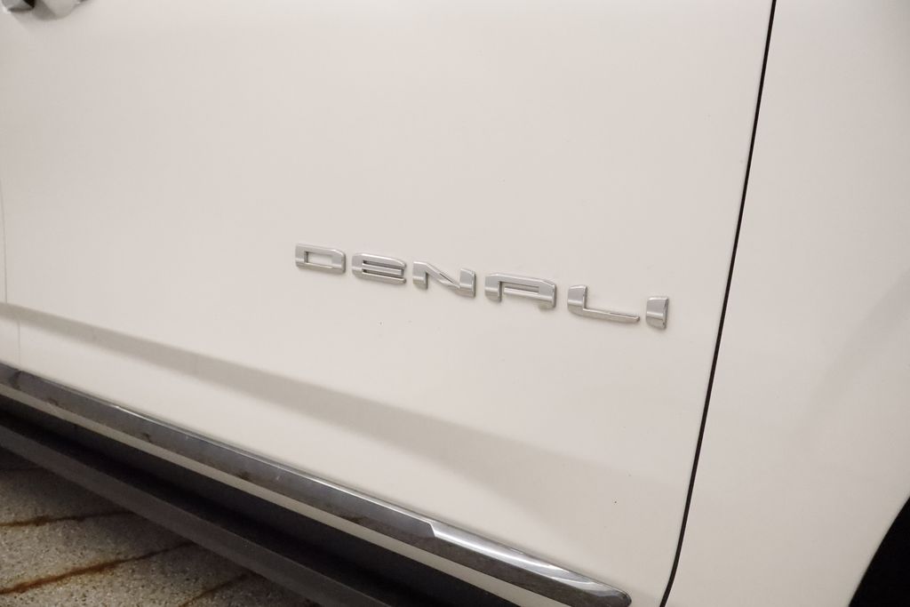 Thumbnail: 2023 GMC Yukon - 23