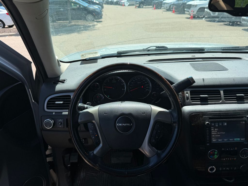 Thumbnail: 2012 GMC Yukon XL - 7