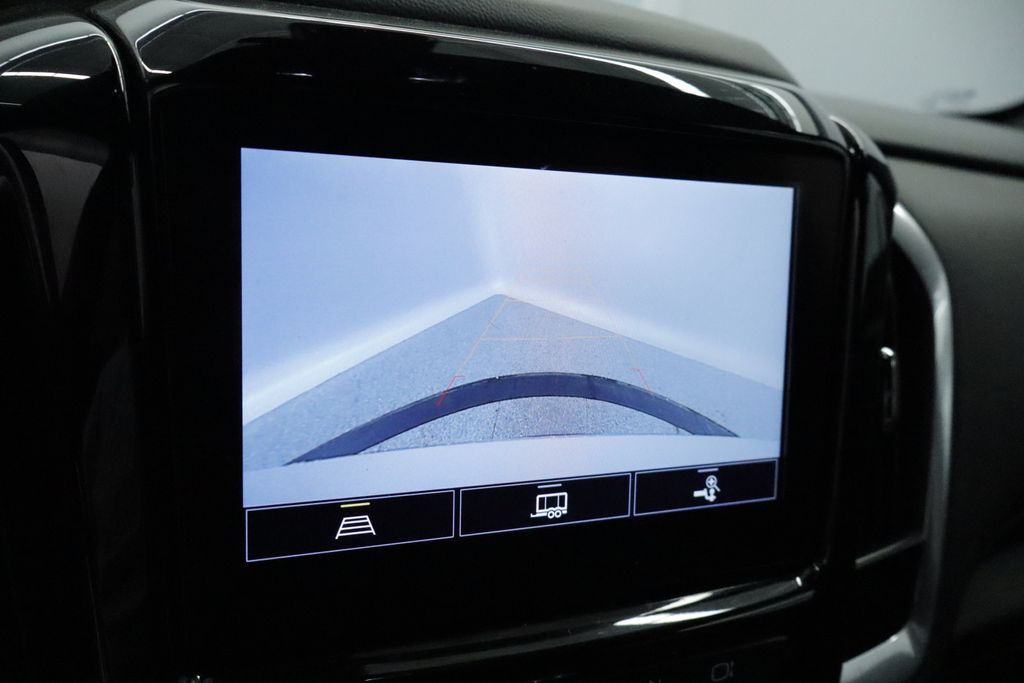 Thumbnail: 2022 Chevrolet Traverse - 30