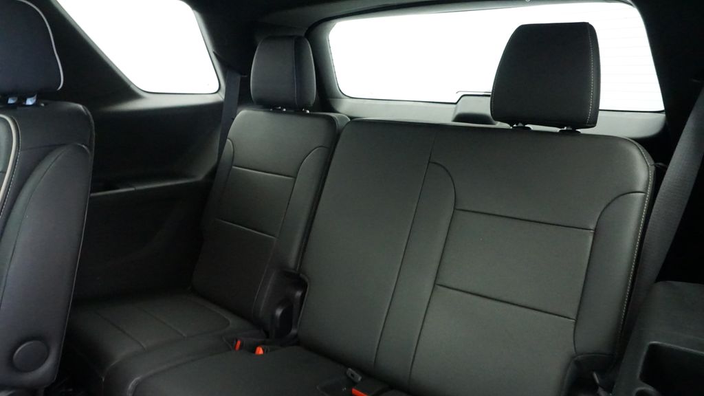 Thumbnail: 2023 Chevrolet Traverse - 26