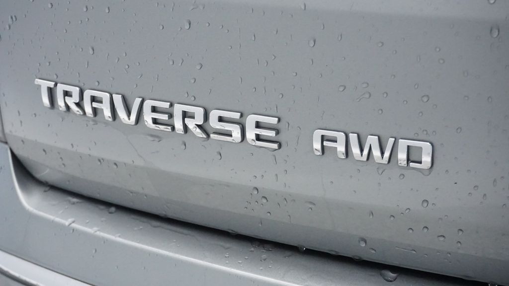 Thumbnail: 2023 Chevrolet Traverse - 22