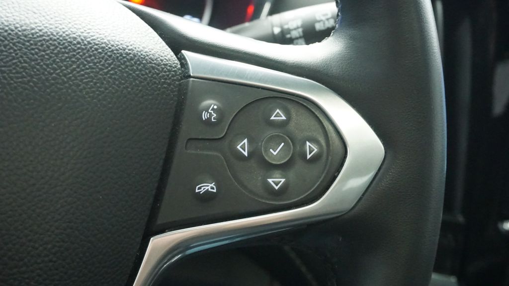 Thumbnail: 2023 Chevrolet Traverse - 35