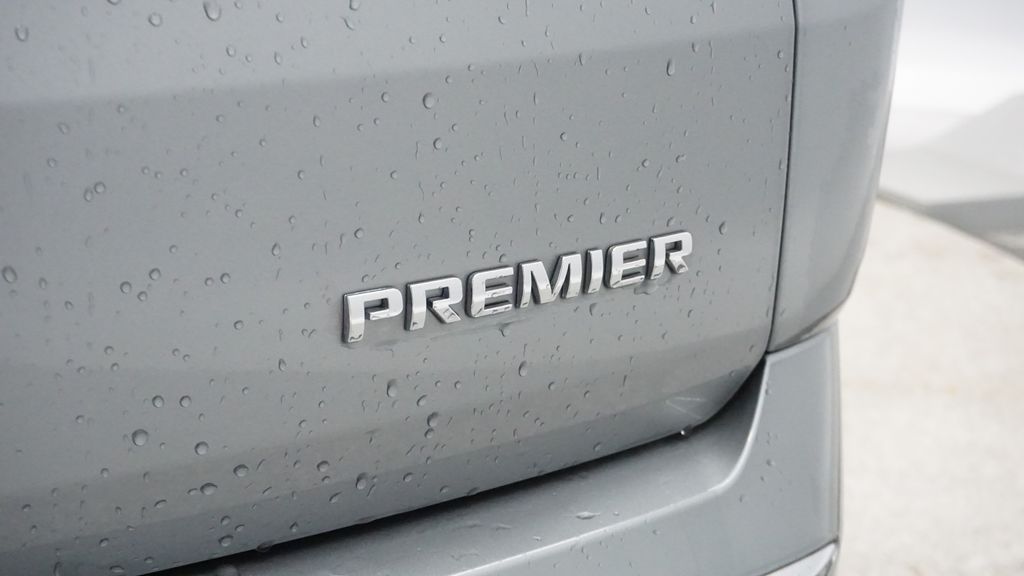 Thumbnail: 2023 Chevrolet Traverse - 7