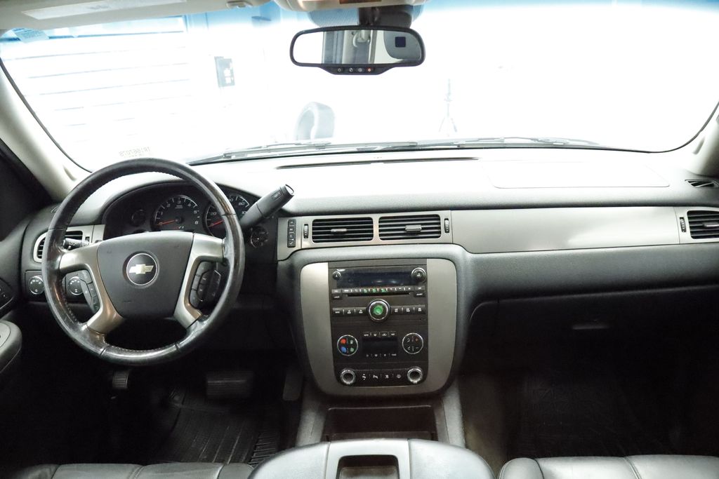 Thumbnail: 2008 Chevrolet Tahoe - 9