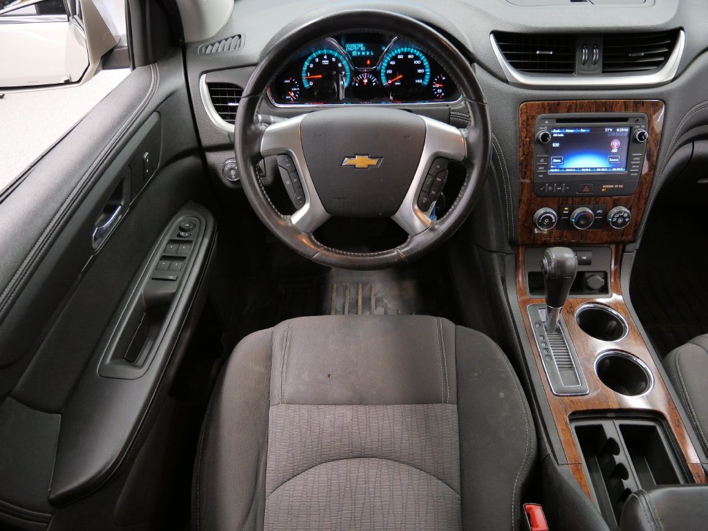 Thumbnail: 2014 Chevrolet Traverse - 2