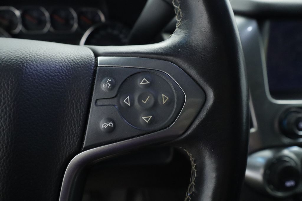 Thumbnail: 2015 Chevrolet Tahoe - 28