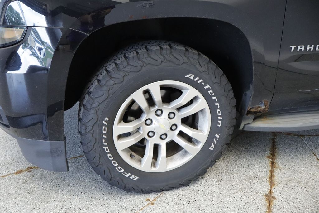 Thumbnail: 2015 Chevrolet Tahoe - 8