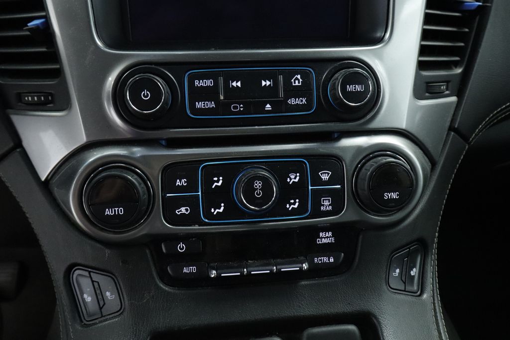 Thumbnail: 2015 Chevrolet Tahoe - 29