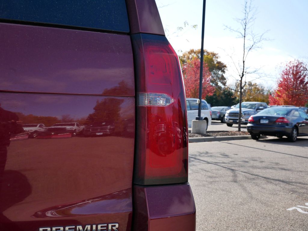 Thumbnail: 2020 Chevrolet Tahoe - 20