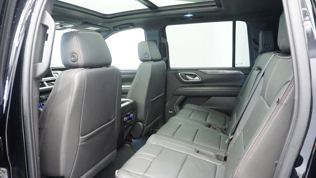 Thumbnail: 2022 Chevrolet Suburban - 24