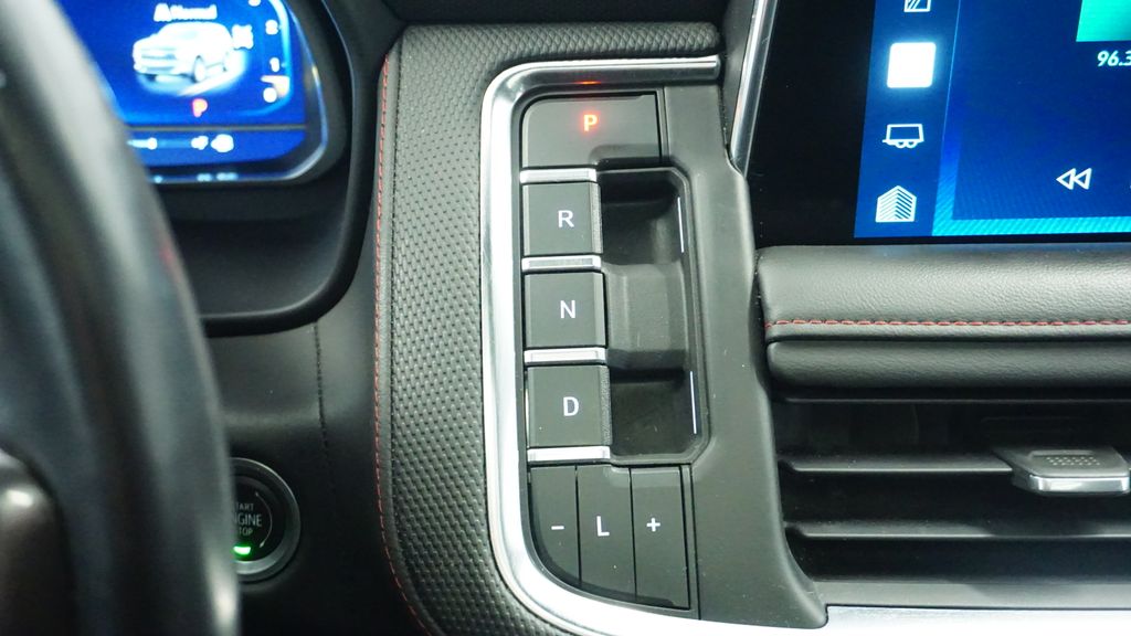 Thumbnail: 2022 Chevrolet Suburban - 13