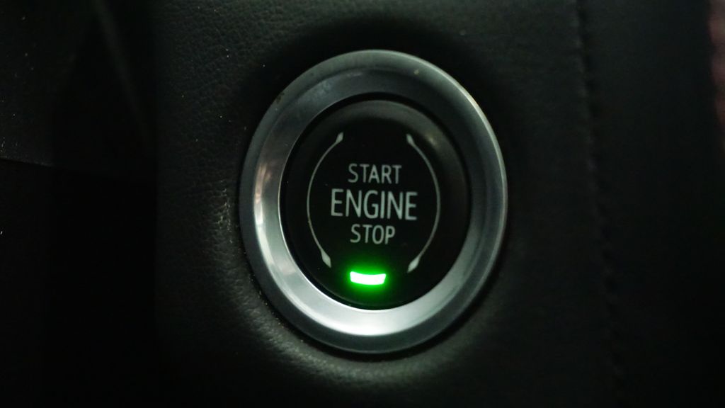 Thumbnail: 2022 Chevrolet Suburban - 30