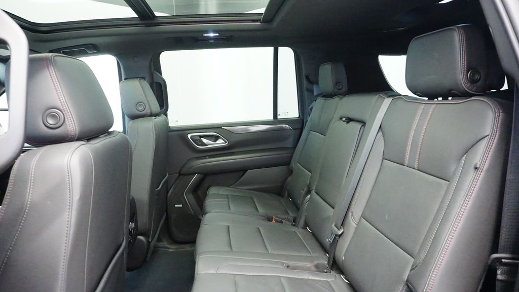 Thumbnail: 2022 Chevrolet Suburban - 10