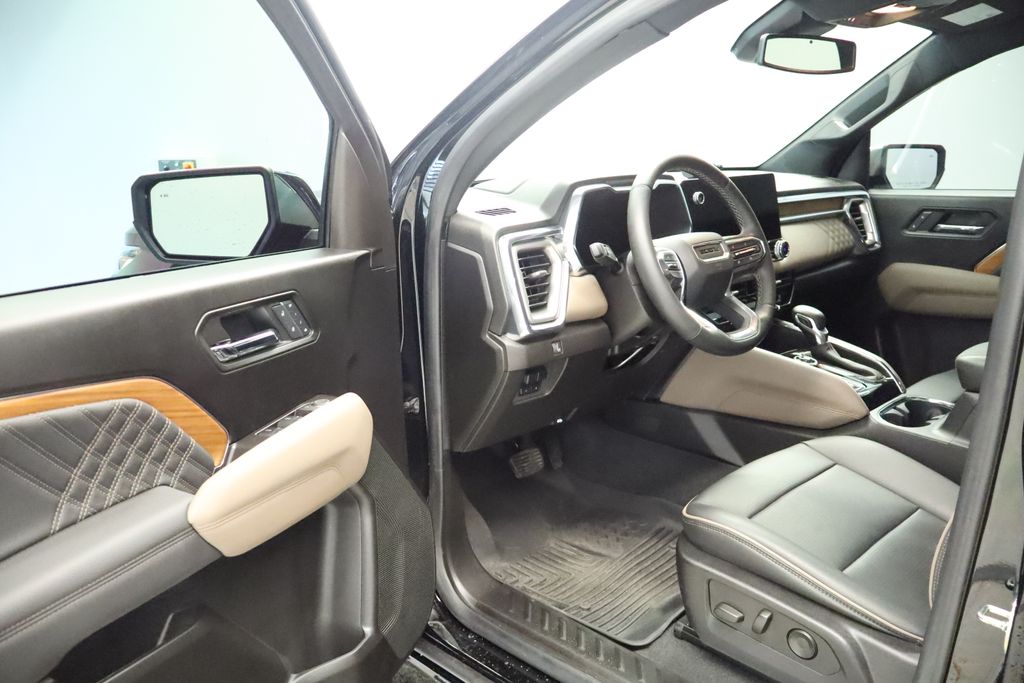 Thumbnail: 2023 GMC Canyon - 14