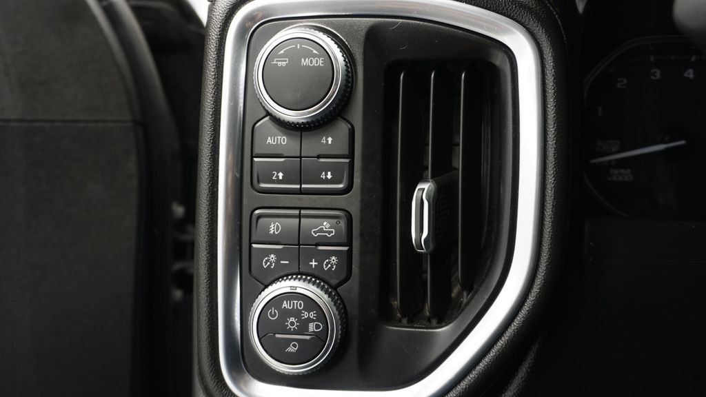 Thumbnail: 2020 GMC Sierra 1500 - 11