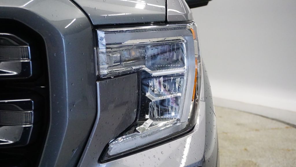 Thumbnail: 2020 GMC Sierra 1500 - 17