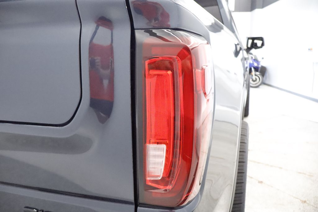 Thumbnail: 2019 GMC Sierra 1500 - 22