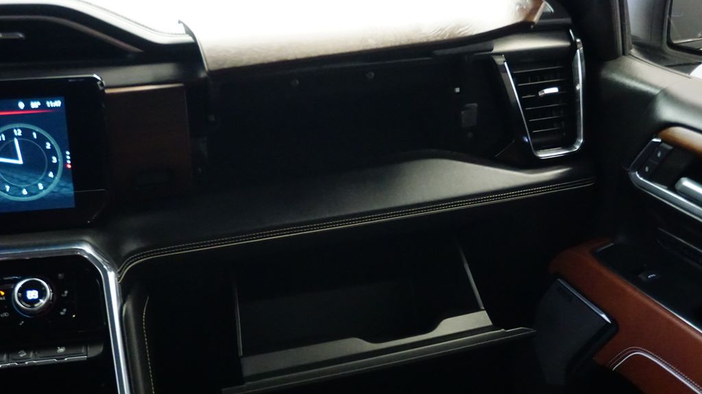 Thumbnail: 2023 GMC Sierra 1500 - 25