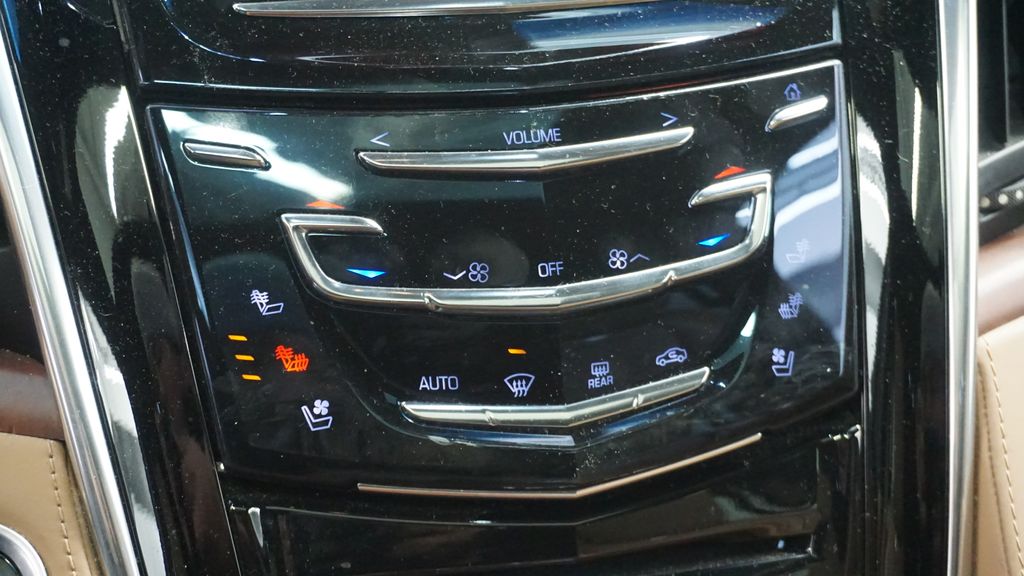 Thumbnail: 2017 Cadillac Escalade - 13