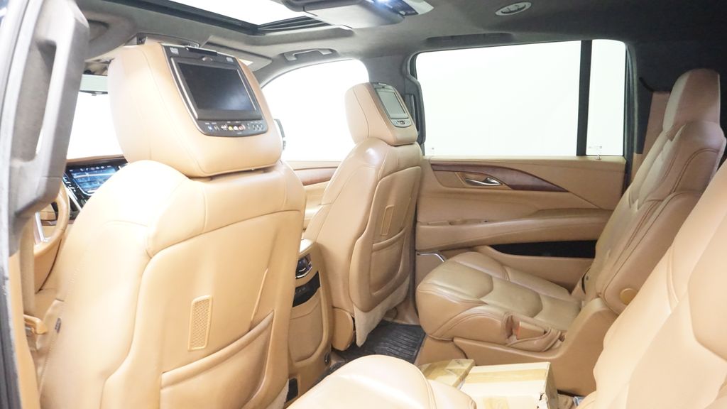 Thumbnail: 2017 Cadillac Escalade - 12