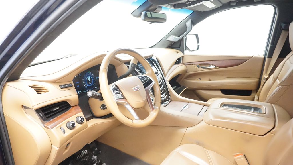 Thumbnail: 2017 Cadillac Escalade - 11