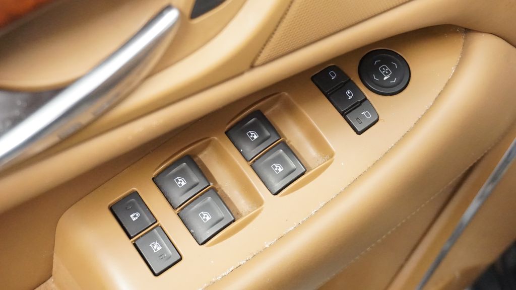 Thumbnail: 2017 Cadillac Escalade - 26