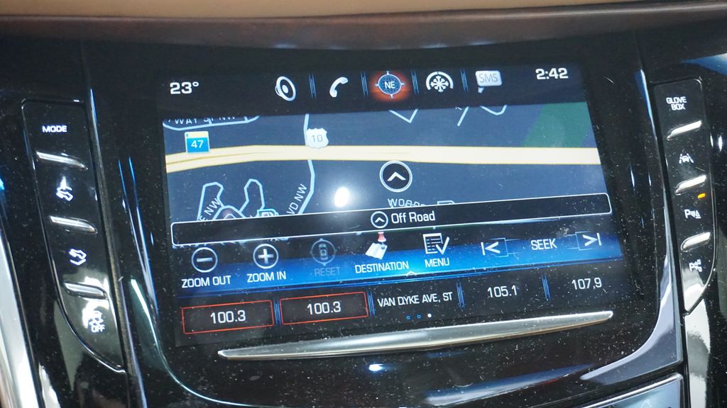 Thumbnail: 2017 Cadillac Escalade - 28