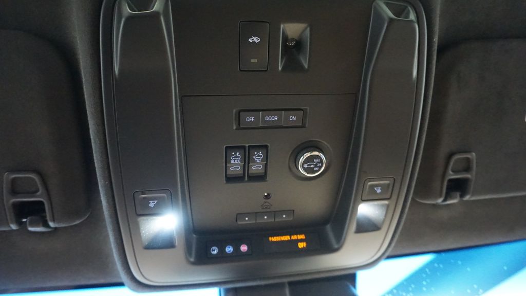 Thumbnail: 2017 Cadillac Escalade - 34