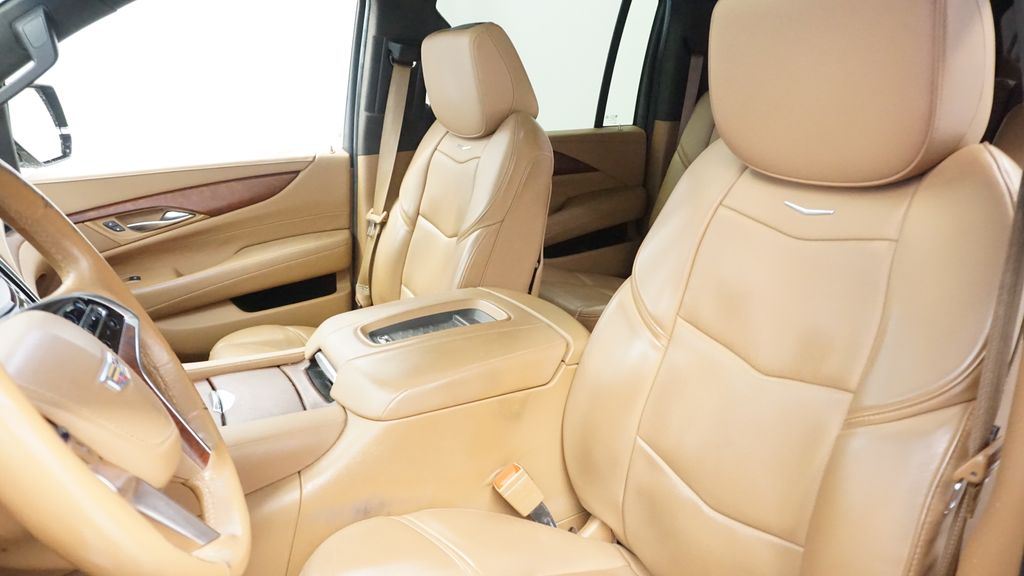 Thumbnail: 2017 Cadillac Escalade - 25