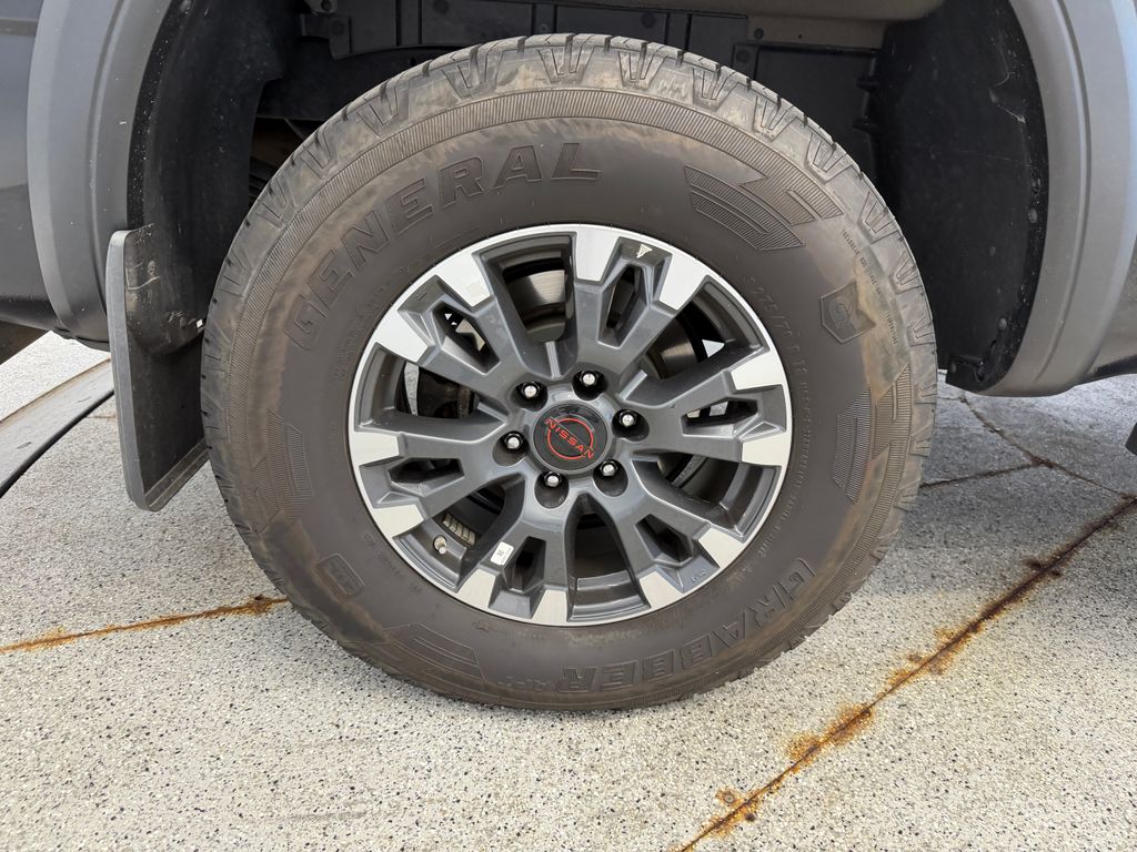 Thumbnail: 2023 Nissan Titan - 20