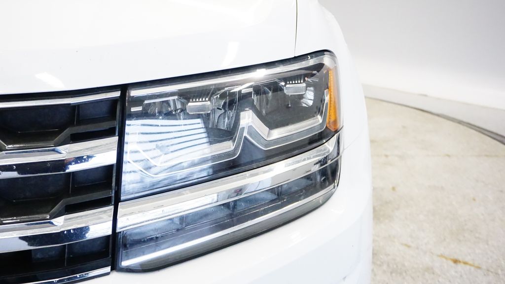 Thumbnail: 2018 Volkswagen Atlas - 20